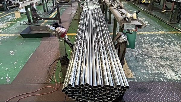 高溫挑戰者：哪些不銹鋼管能經受“烈火考驗”？